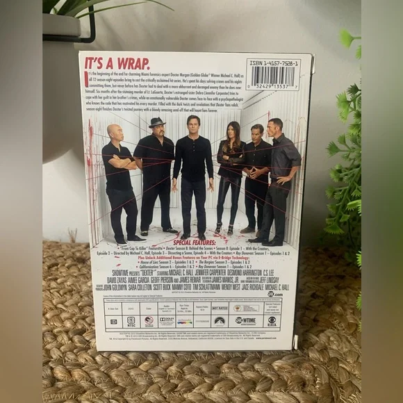 DEXTER- THE FINAL SEASON DVD Box Set. EUC - Picture 3 of 7